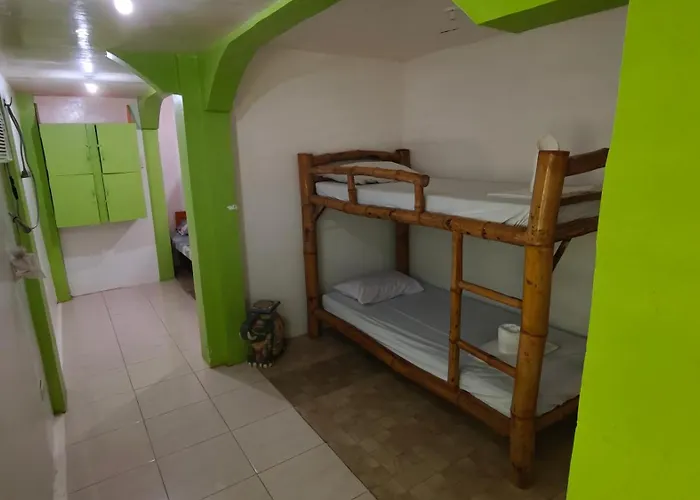 Guanna's Place & Restaurant Inn 2*