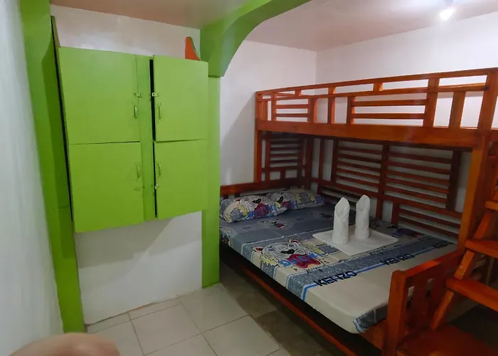 Inn Guanna's Place & Restaurant 2*