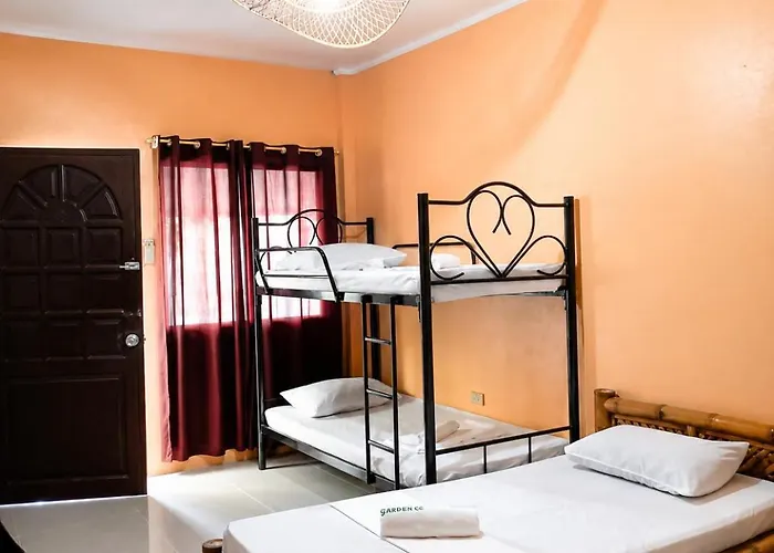Inn Guanna's Place & Restaurant
