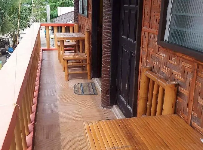 Guanna's Place & Restaurant 2* Logon
