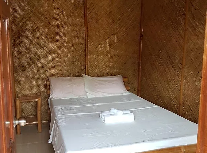 Inn Guanna's Place & Restaurant 2*